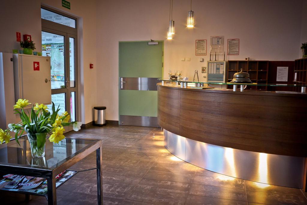 Hostel24 Bed&Breakfast Bydgoszcz Dış mekan fotoğraf